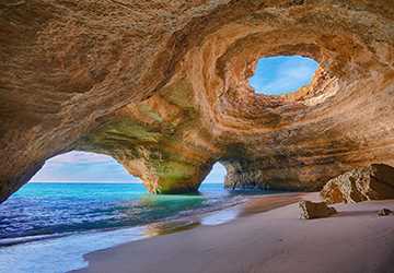 Top 10 Must-Visit Hidden Beaches Around the World